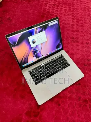 Laptop Apple MacBook Pro 2018 16GB Intel Core i7 SSD 512GB