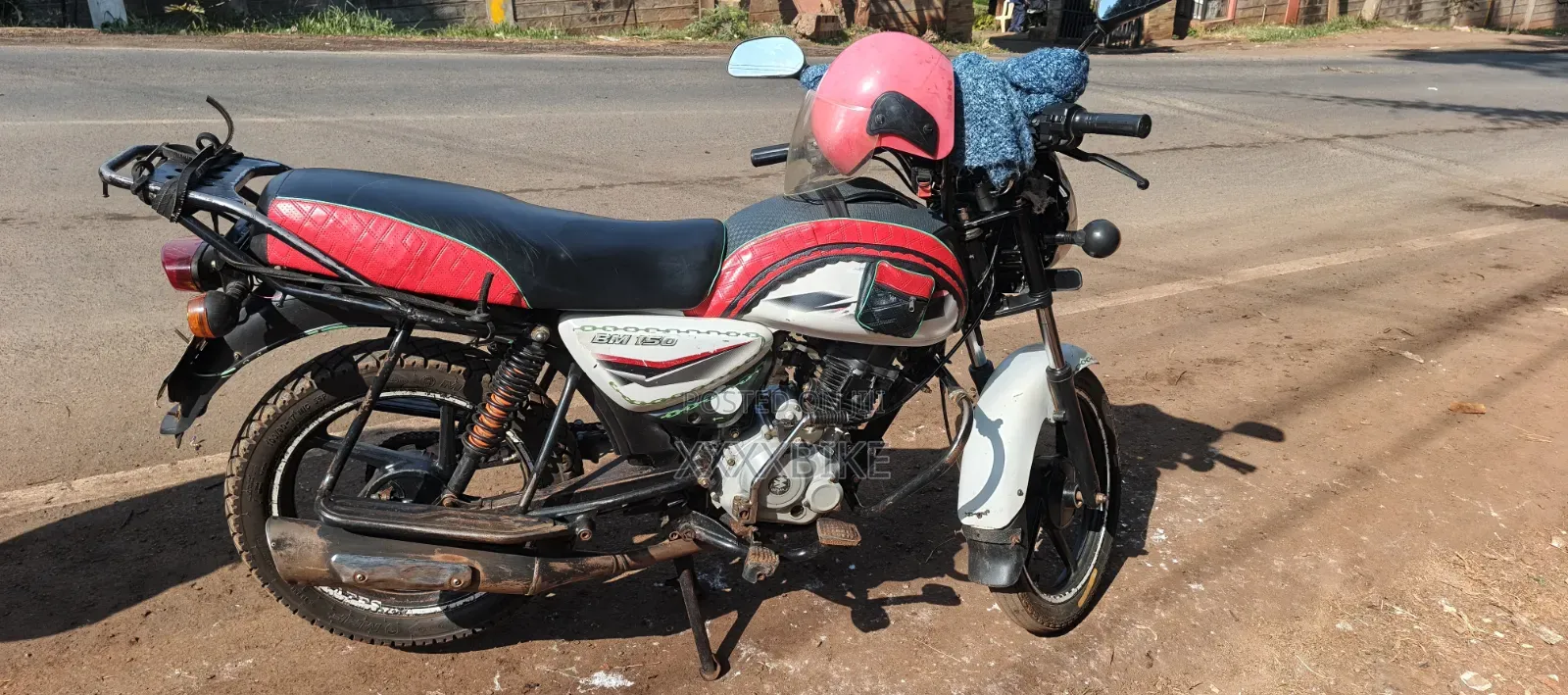 Bajaj Boxer 150 UG 2020 White