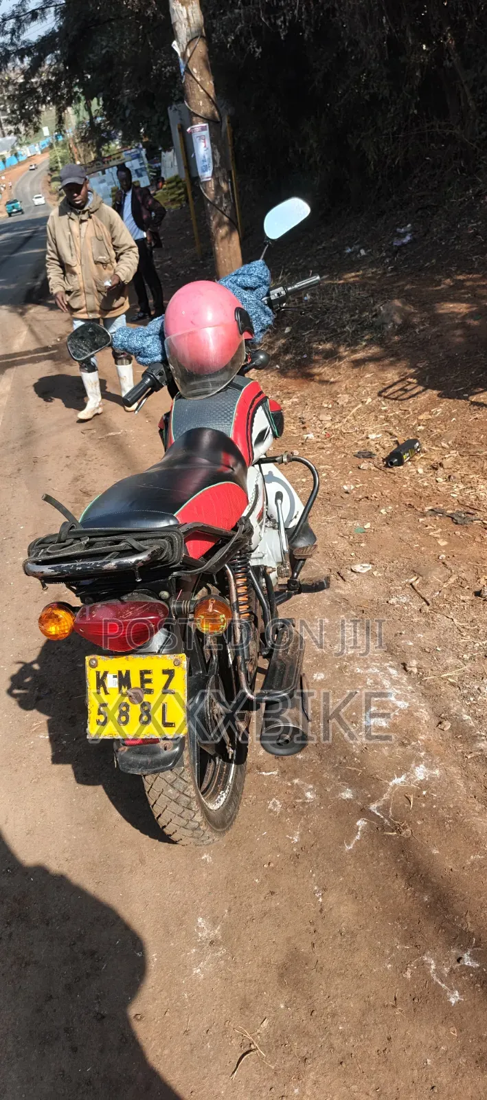 Bajaj Boxer 150 UG 2020 White