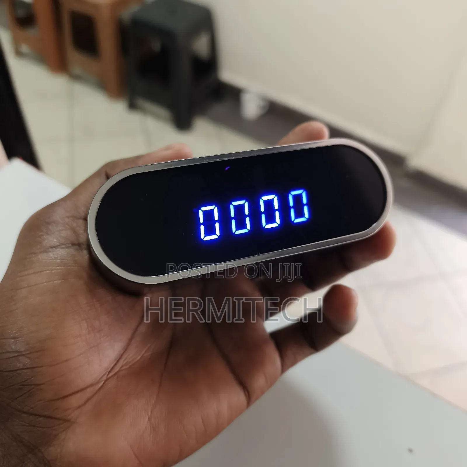 Table Clock Mini Spy CCTV Camera Indoor Use CCTV Surveillance