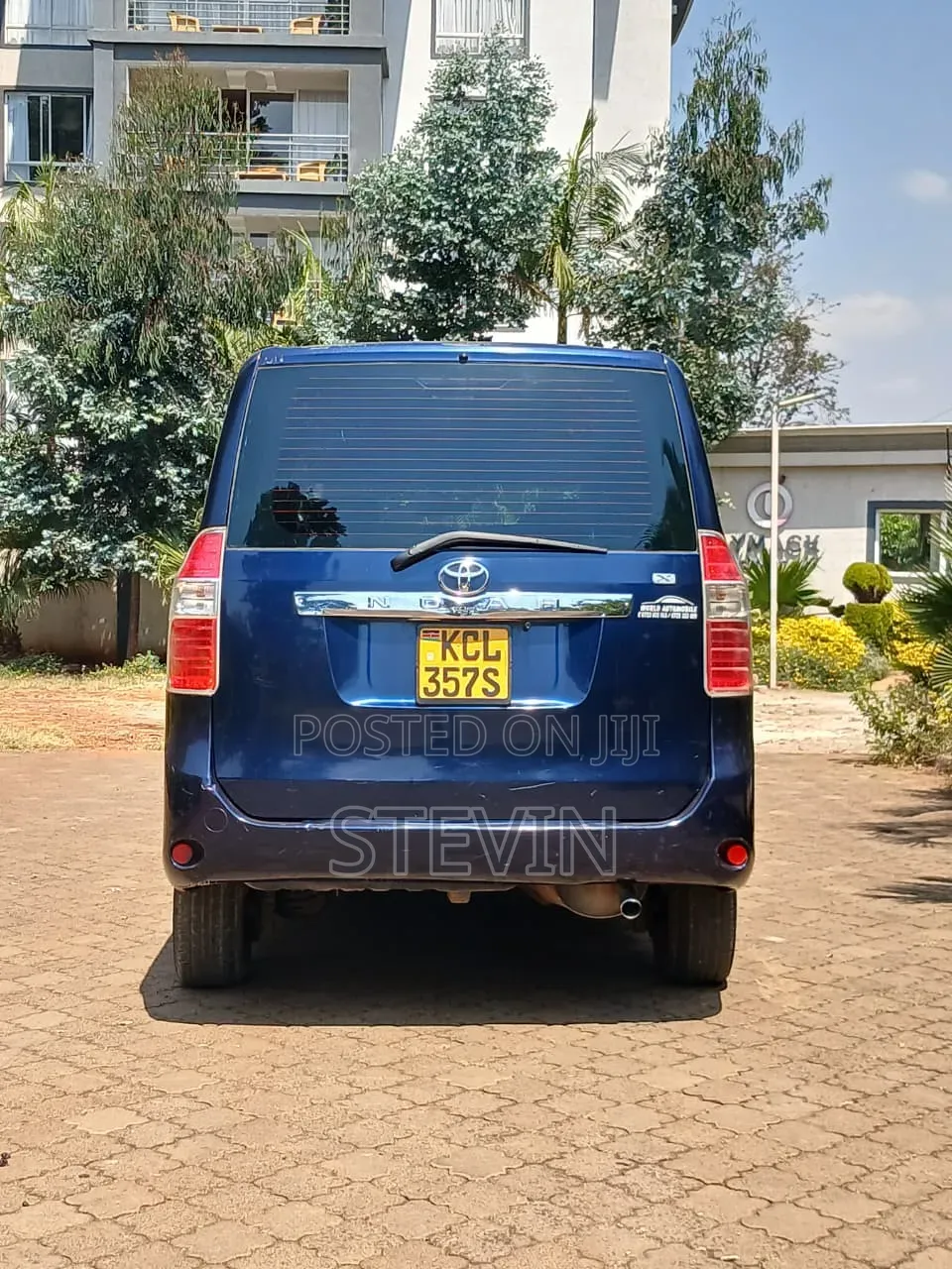 Toyota Noah 2009 Blue