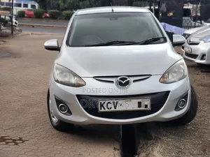 Mazda Demio 2012 Silver