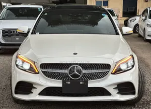 Mercedes-Benz C200 2019 Black