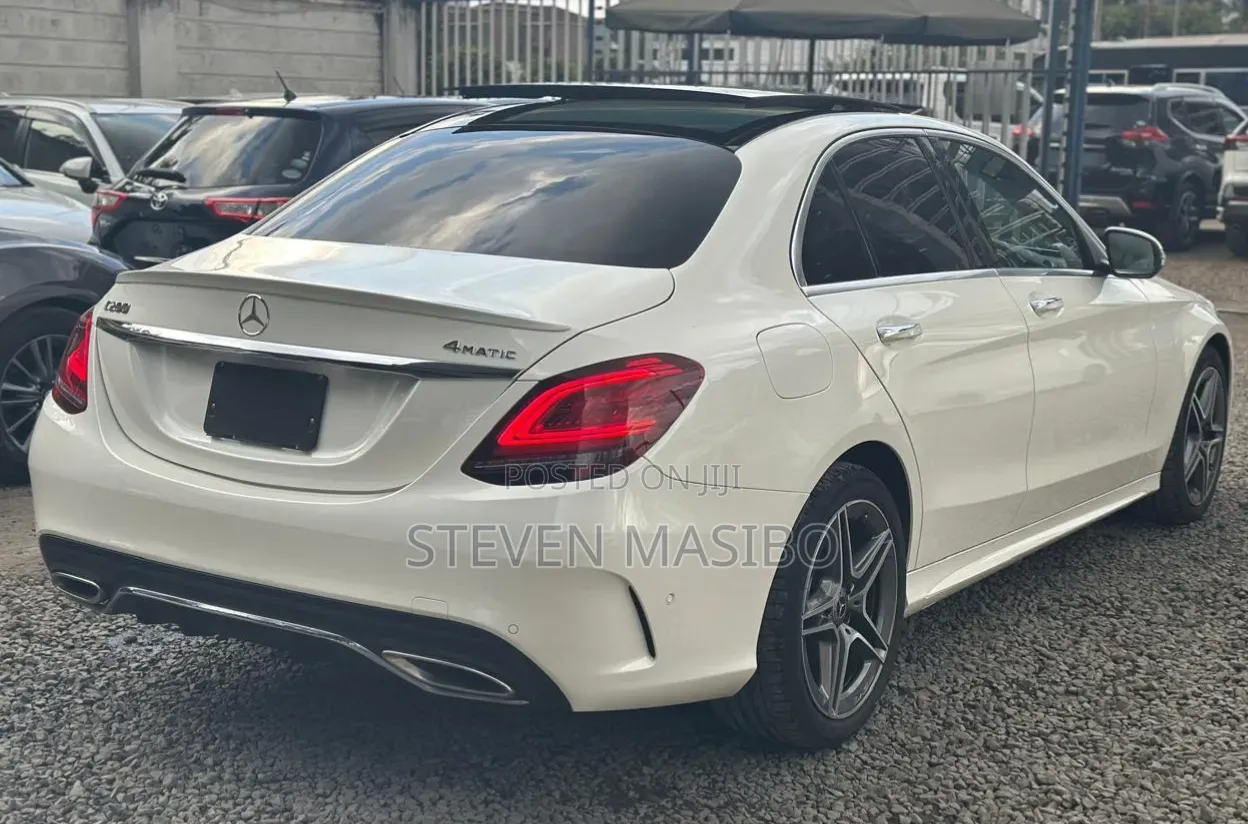 Mercedes-Benz C200 2019 Black