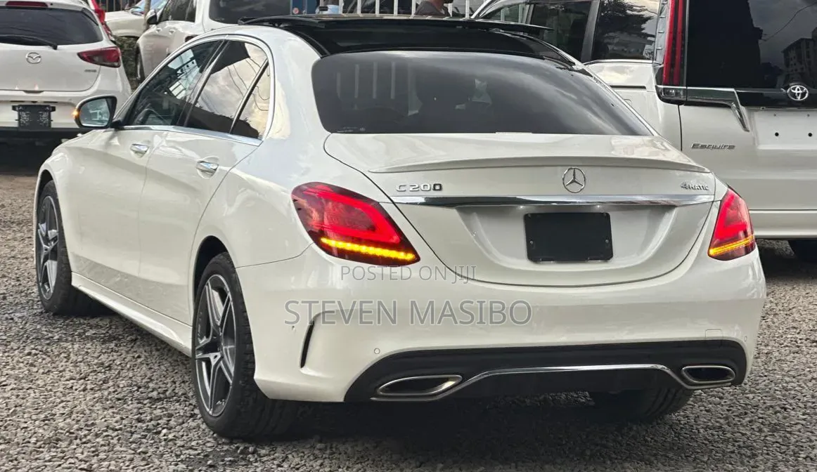 Mercedes-Benz C200 2019 Black