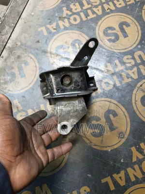 Toyota Wish 2005 Engine Mounting