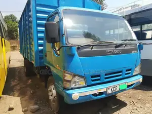 Isuzu NPR Track