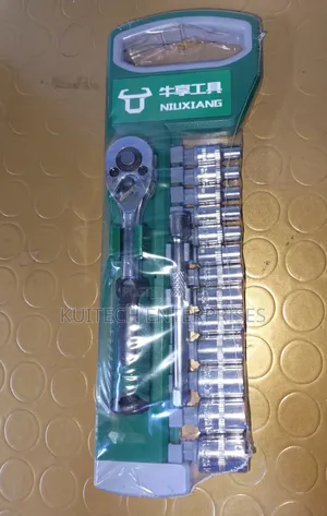 15pcs Socket Set With Handle
Max 14mm
/ Socket Wrench