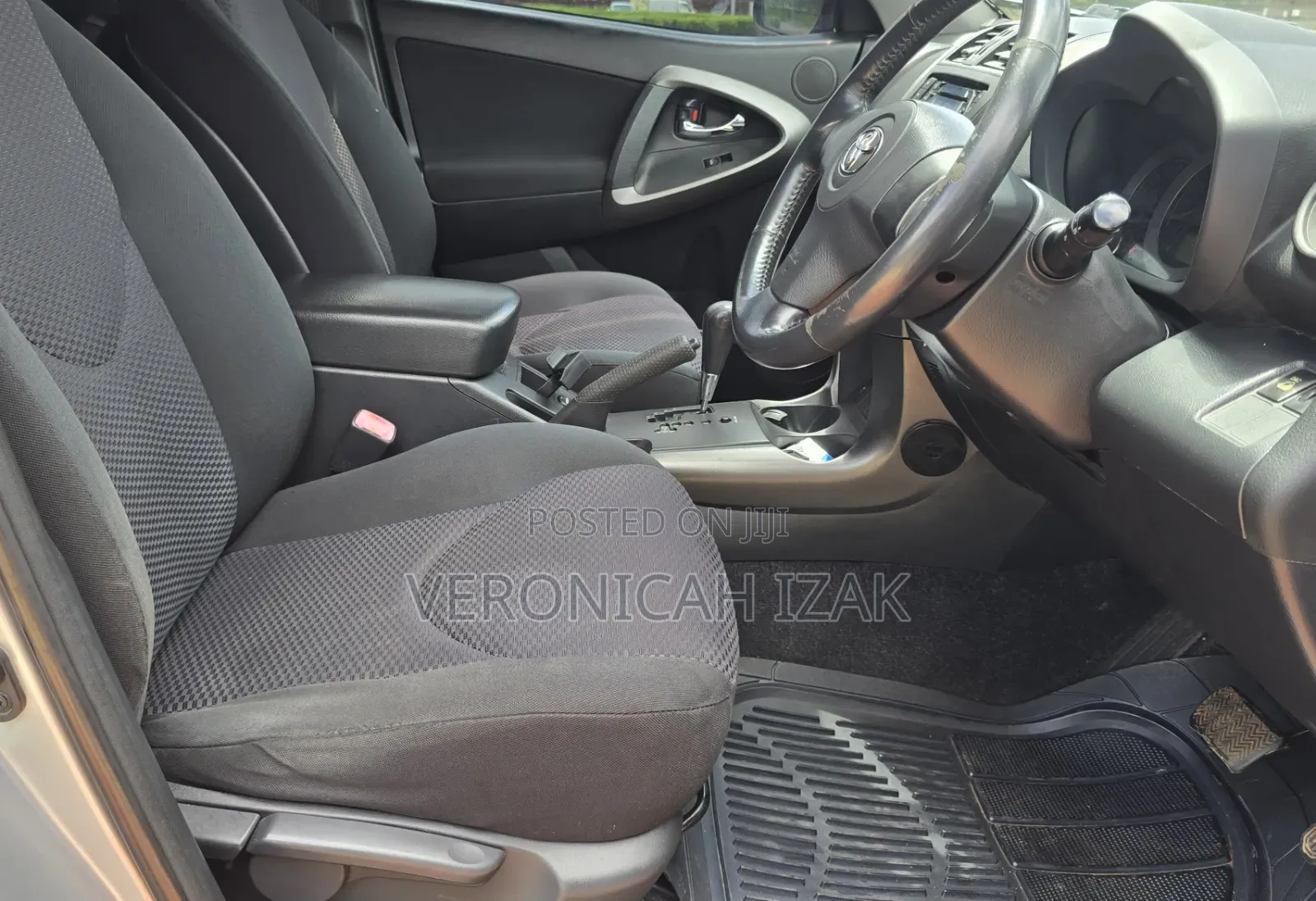 Toyota RAV4 2012 Silver