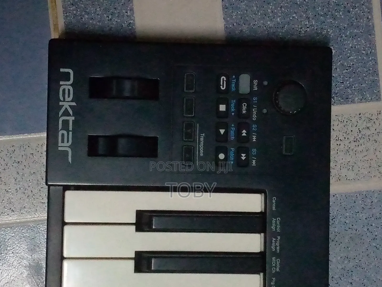 Nektar Impact Gx61 Midi Controller