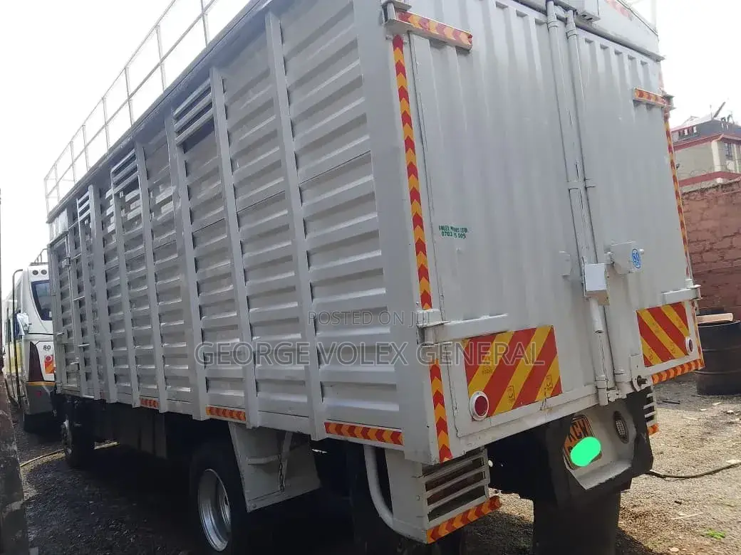 Mitsubishi Fh Truck