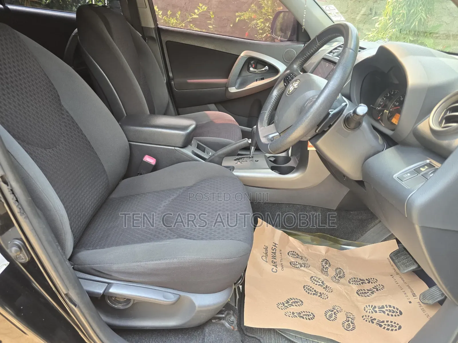 Toyota Vanguard 2013 Black