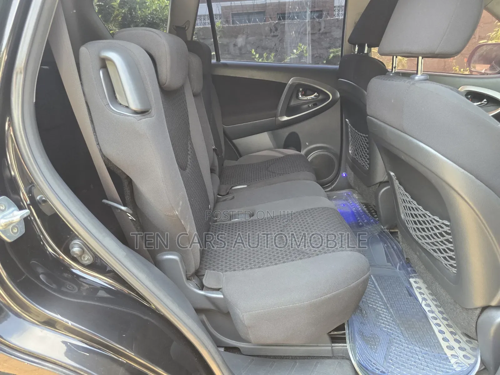 Toyota Vanguard 2013 Black