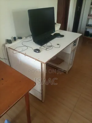Computer Table