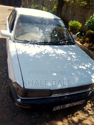 Toyota Starlet 1999 White