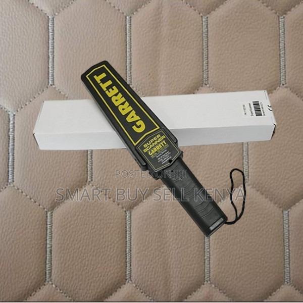Practical Design Garret Super Scanner Hand-held Metal Detector Scanner