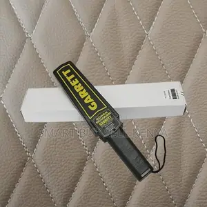 Weather-resistant Garret Super Scanner Handheld Metal Detector Scanner