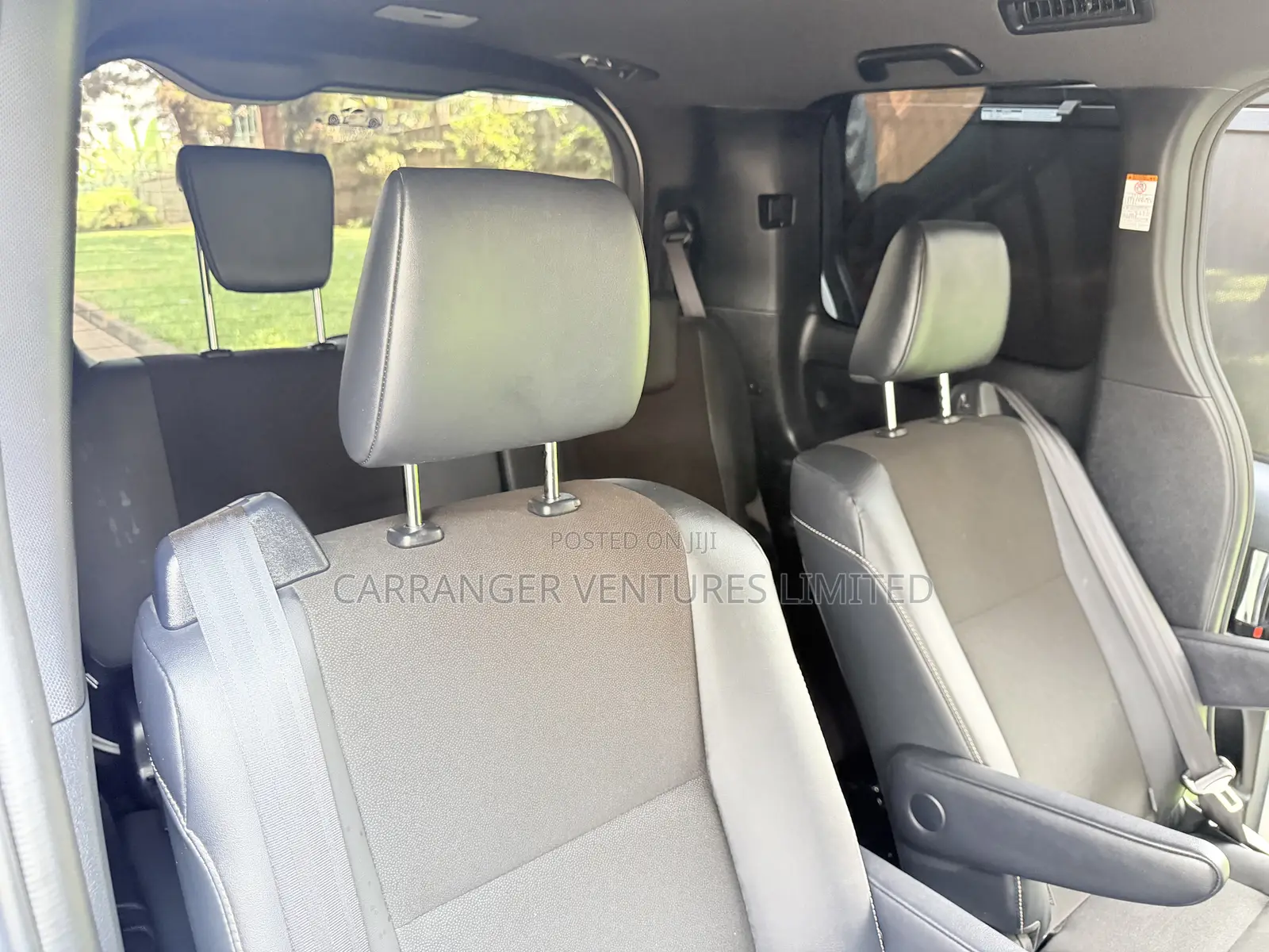 Toyota Noah 2018 White