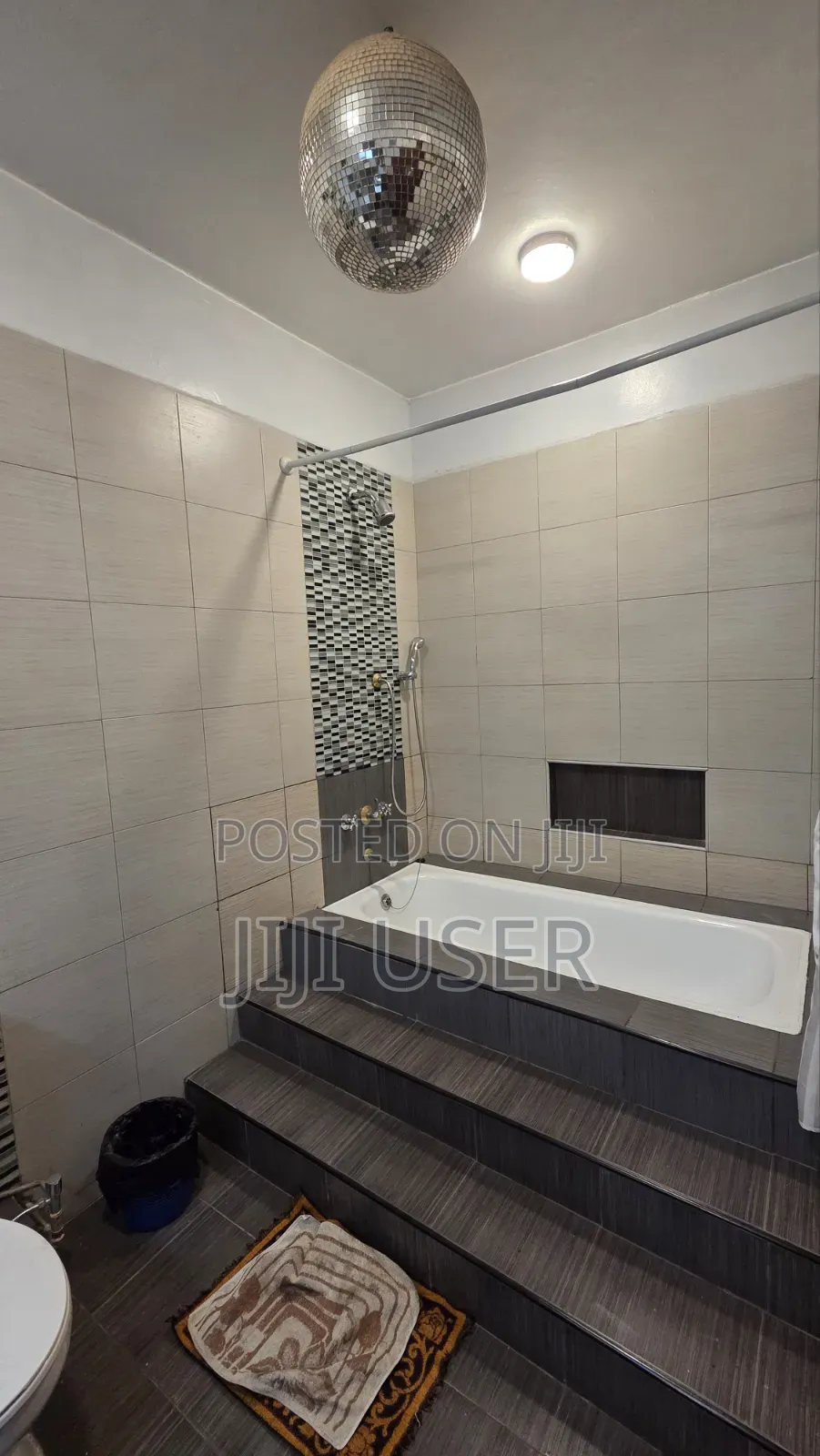 Furnished 2bdrm Penthouse in Parklands for rent