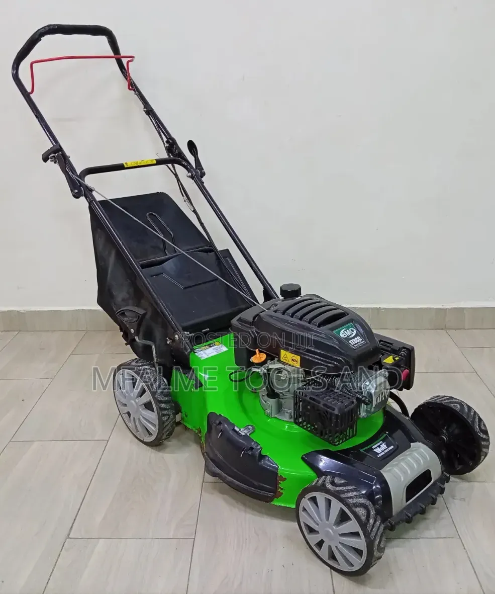 Ex-Uk Bmo Wolf Petrol Lawnmower