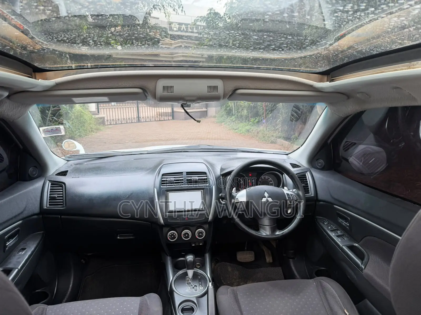 Mitsubishi RVR 2010 White