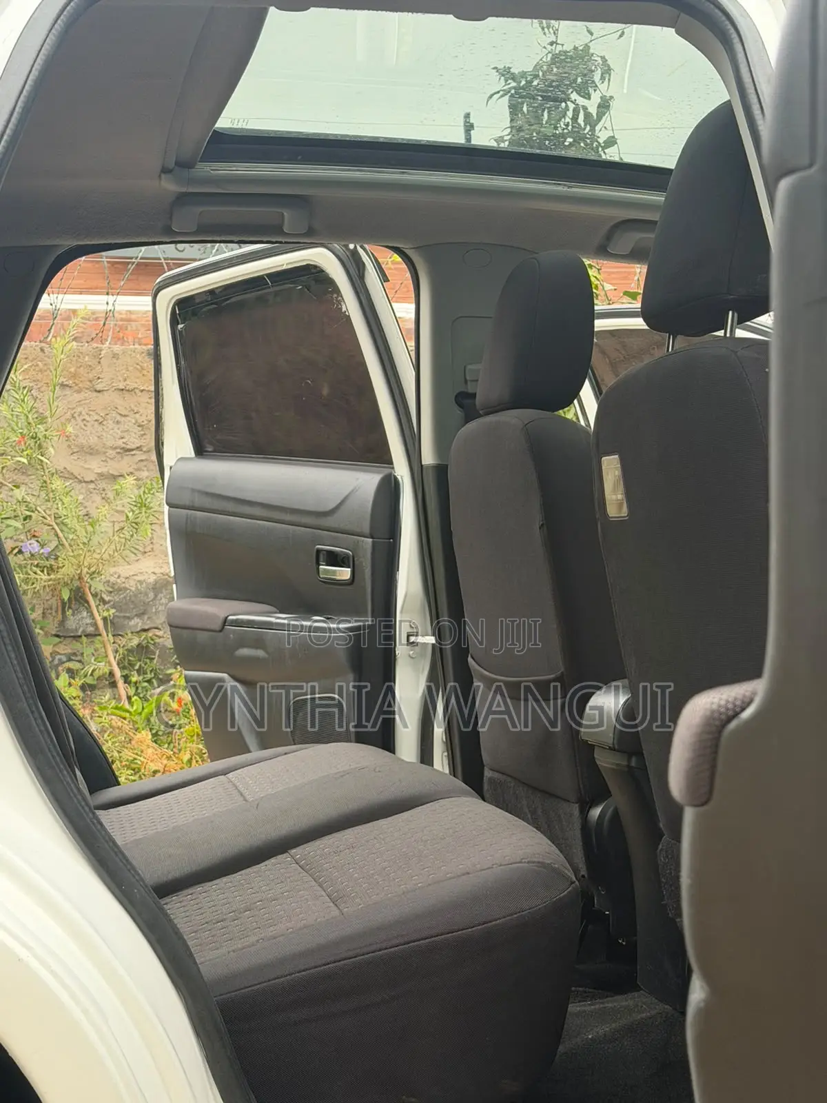 Mitsubishi RVR 2010 White