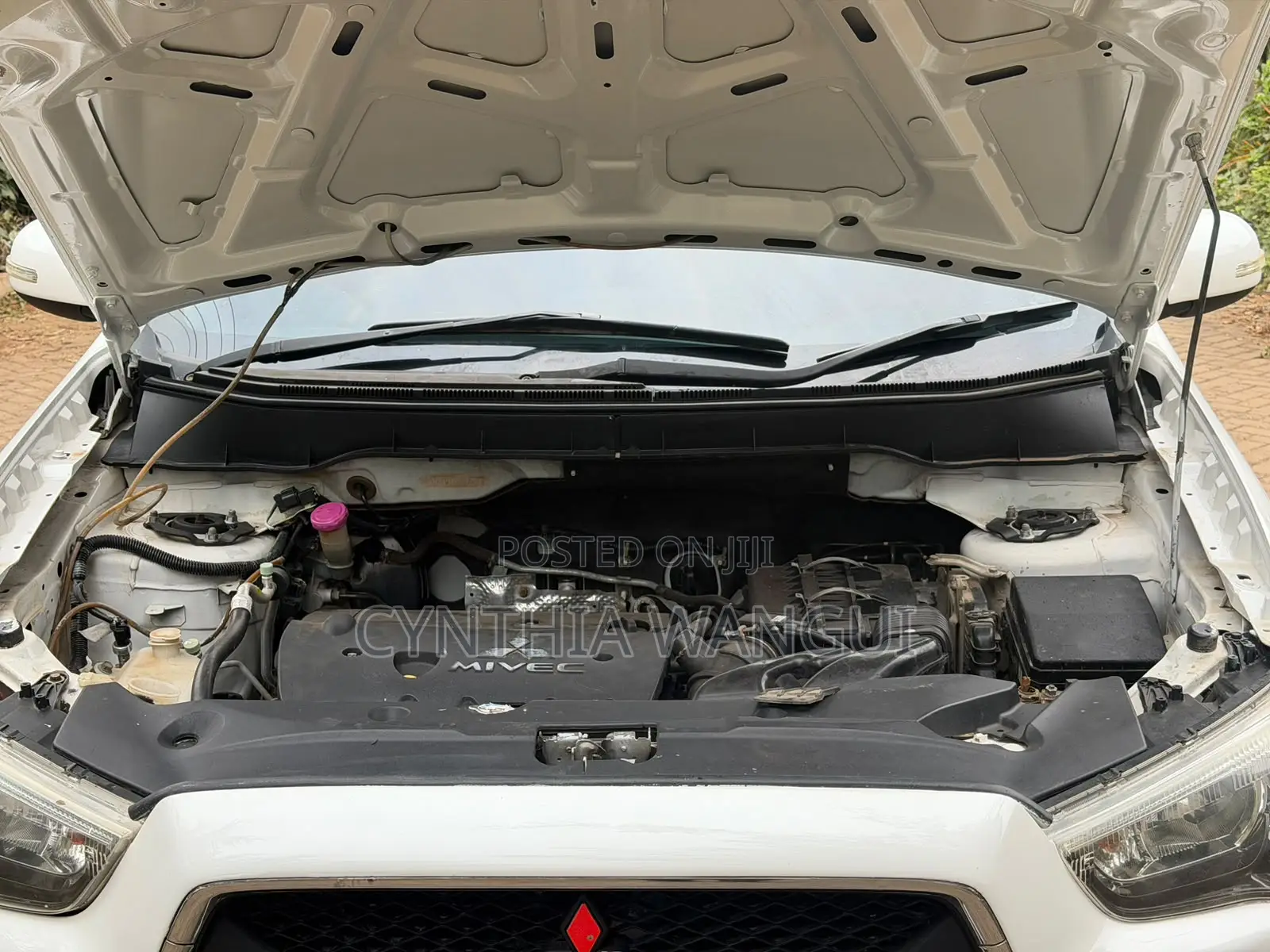 Mitsubishi RVR 2010 White