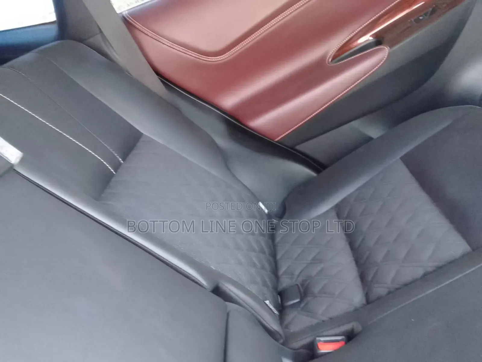 Toyota Harrier 2.0 2017 Black