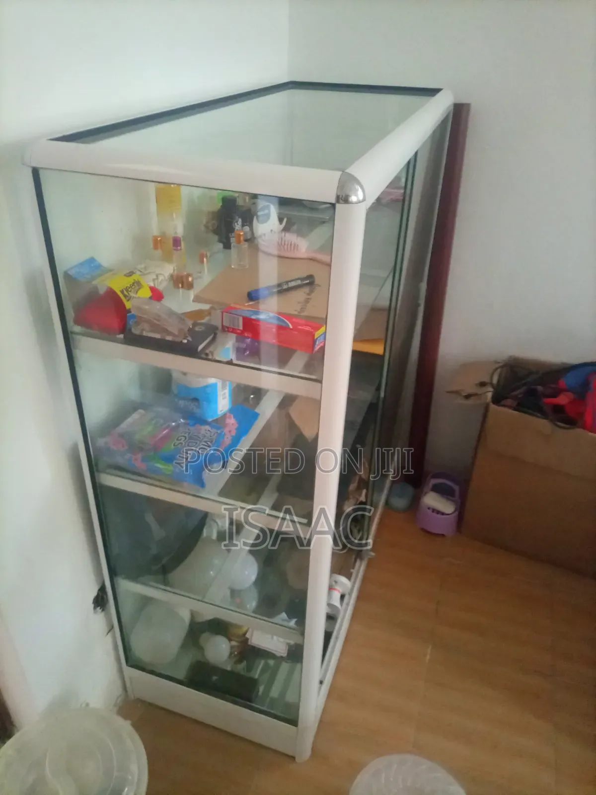 Aluminium Display