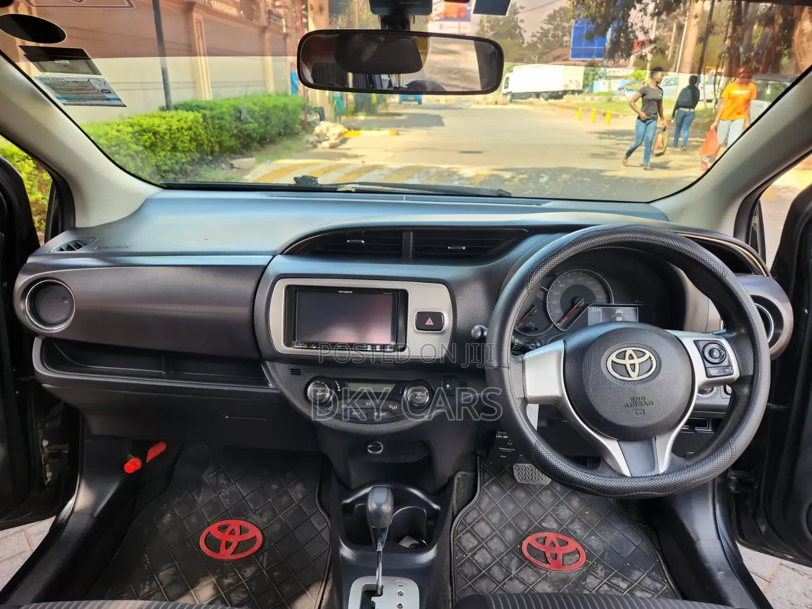 Toyota Vitz 2014 Black