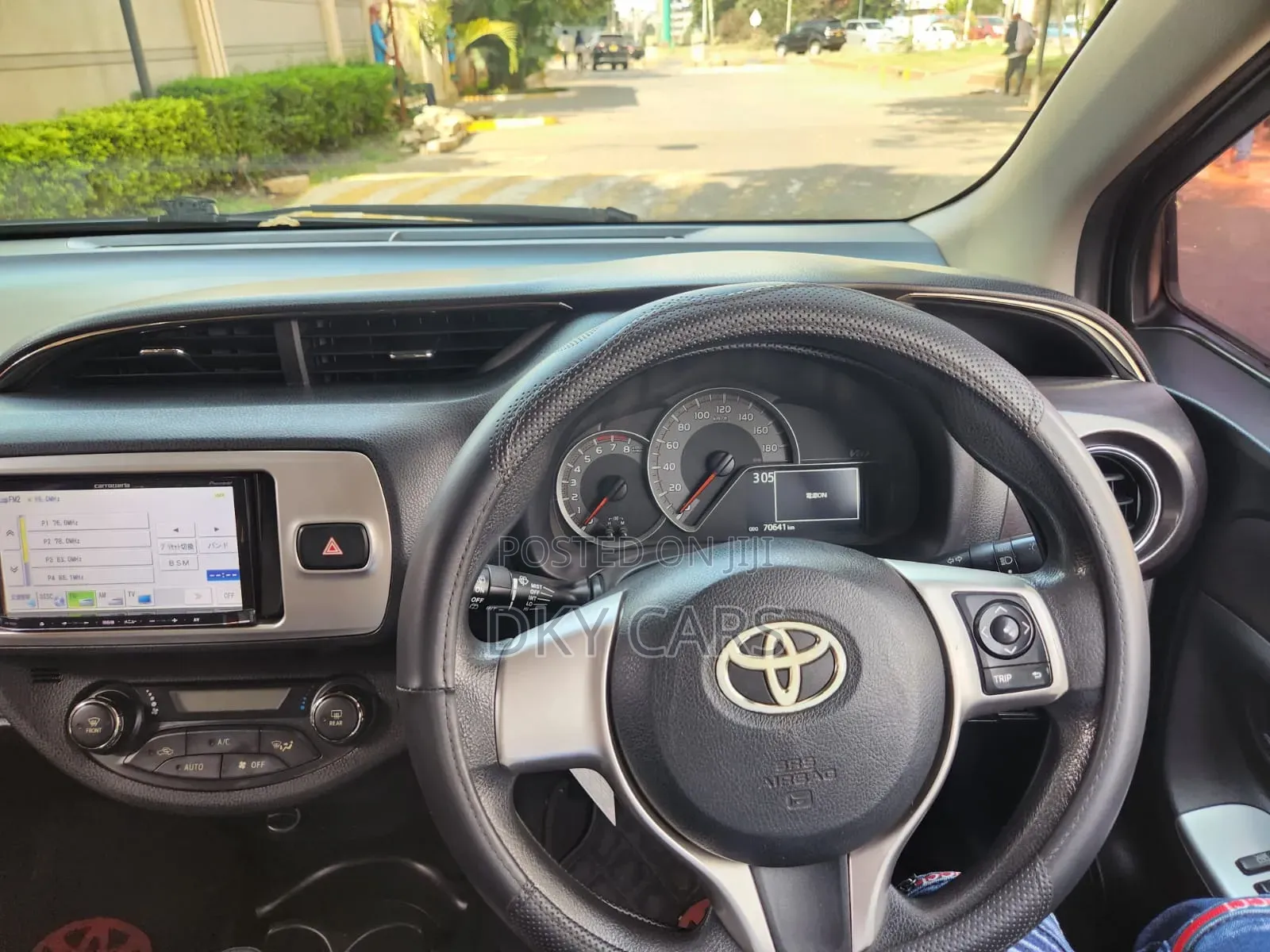 Toyota Vitz 2014 Black