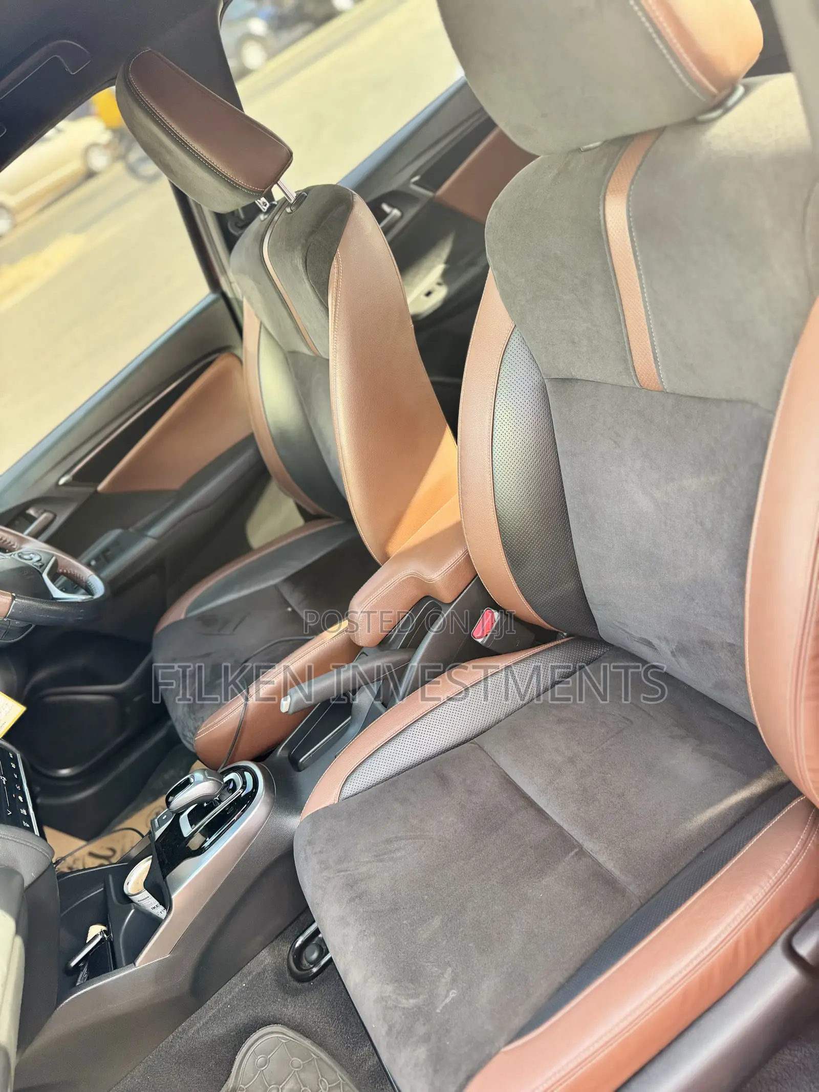 Honda Fit 2017 Pink