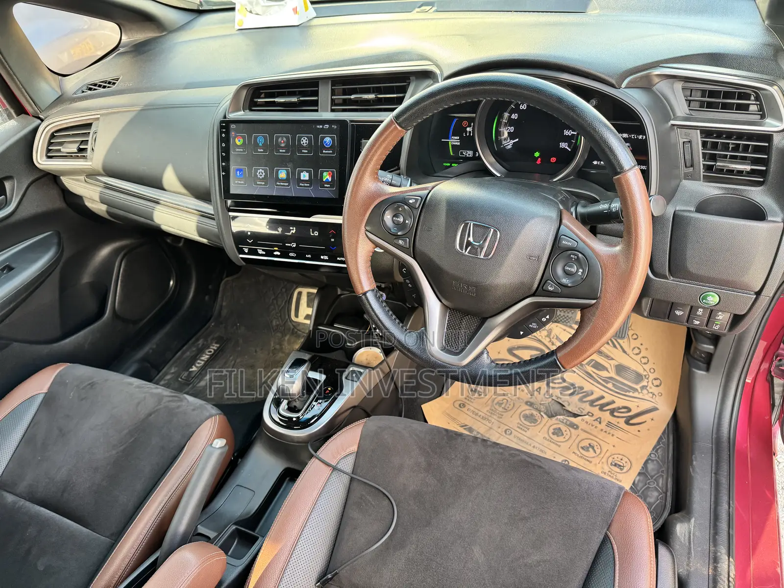 Honda Fit 2017 Pink
