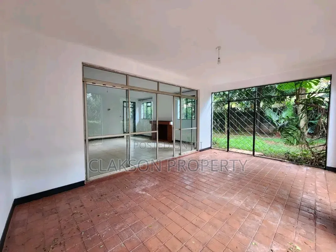 4bdrm Townhouse / Terrace in Lavington, Muthangari for rent