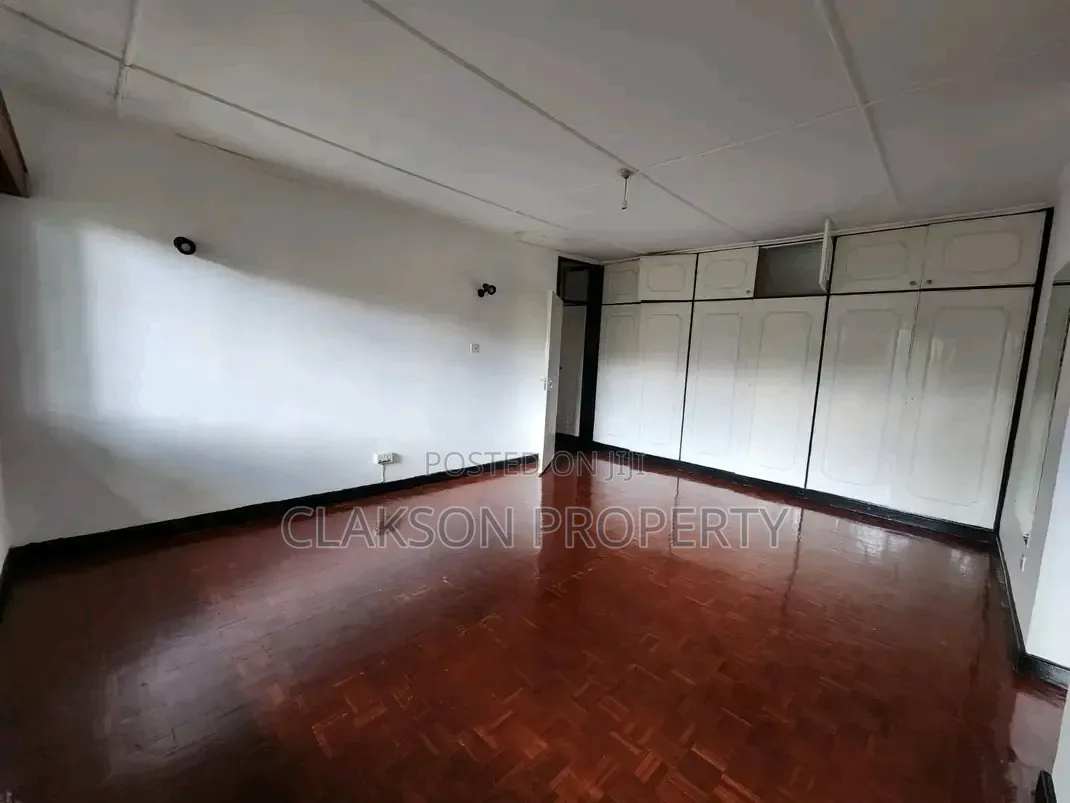 4bdrm Townhouse / Terrace in Lavington, Muthangari for rent