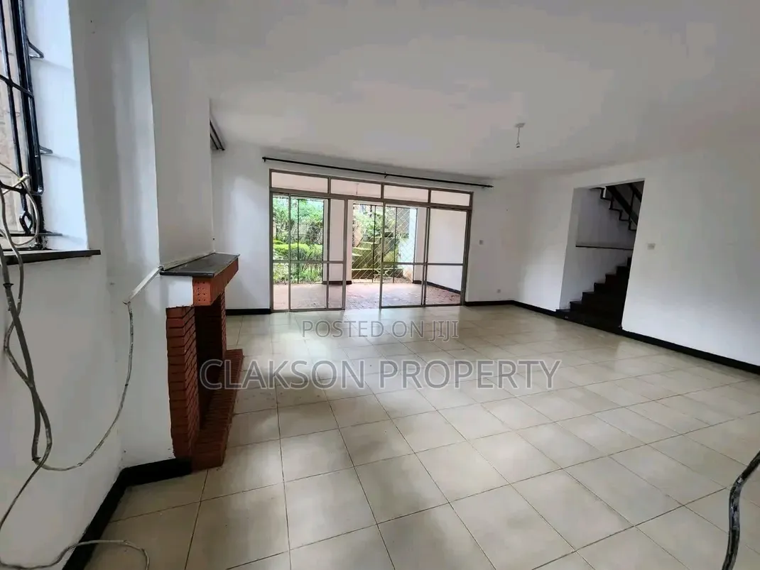 4bdrm Townhouse / Terrace in Lavington, Muthangari for rent