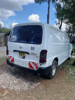 Toyota HiAce 1997 White