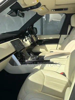 Land Rover Range Rover Vogue 2023 White