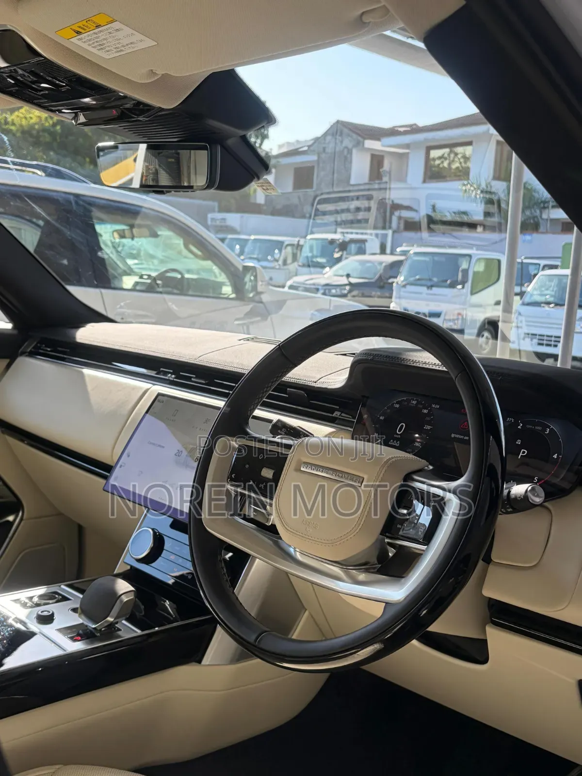 Land Rover Range Rover Vogue 2023 White