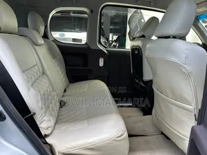 Toyota Porte 1.5 AWD 2019 Silver