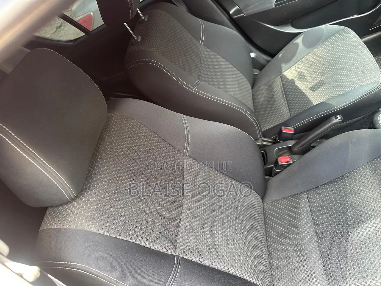 Suzuki Swift 2016 Red