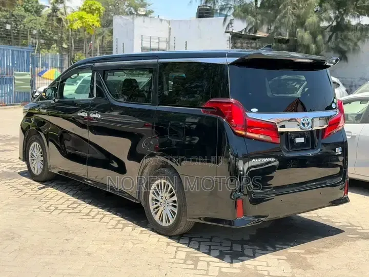 Toyota Alphard 2020 Black