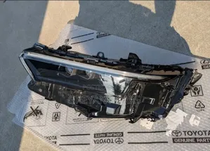 Toyota Crown Headlight