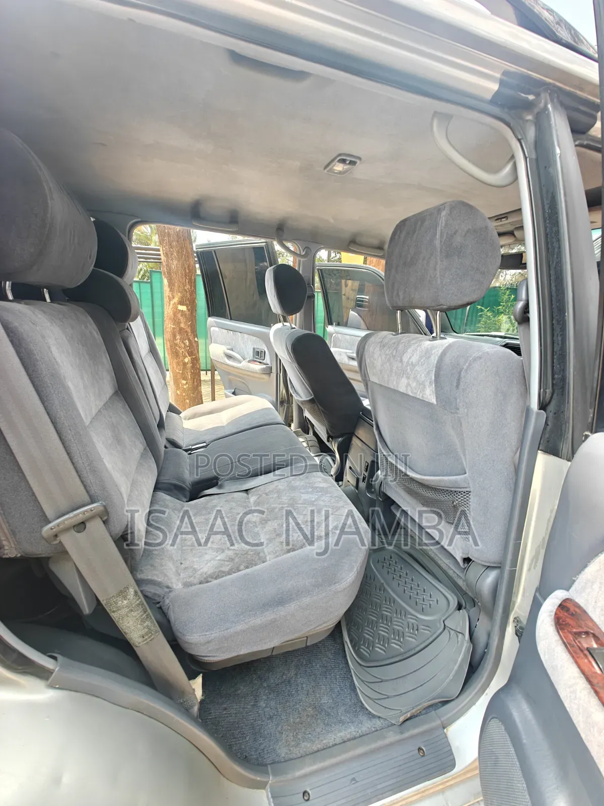 Toyota Land Cruiser 2001 Silver