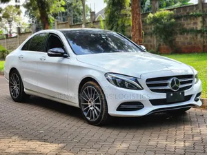 Mercedes-Benz C180 2014 White