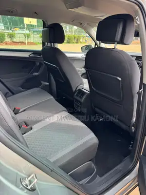 Volkswagen Tiguan 2.0T SEL Premium AWD 4MOTION 2018 Gray
