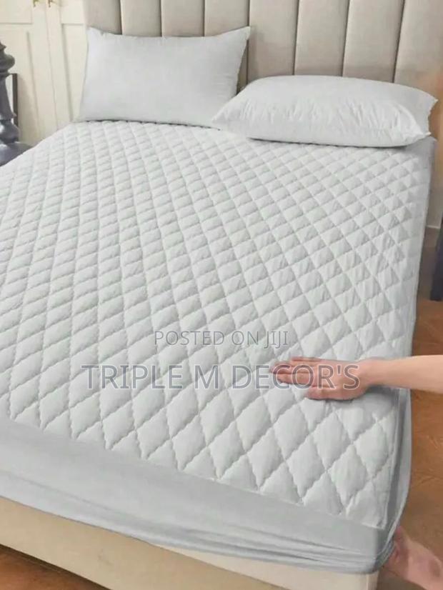 Silent Fitted Waterproof Mattress Protector 4*6 - thumbnail 2