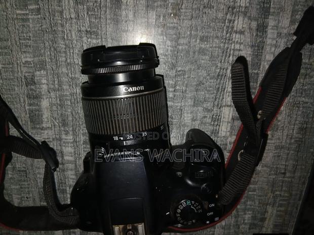 Canon Eos 1300 - thumbnail 2
