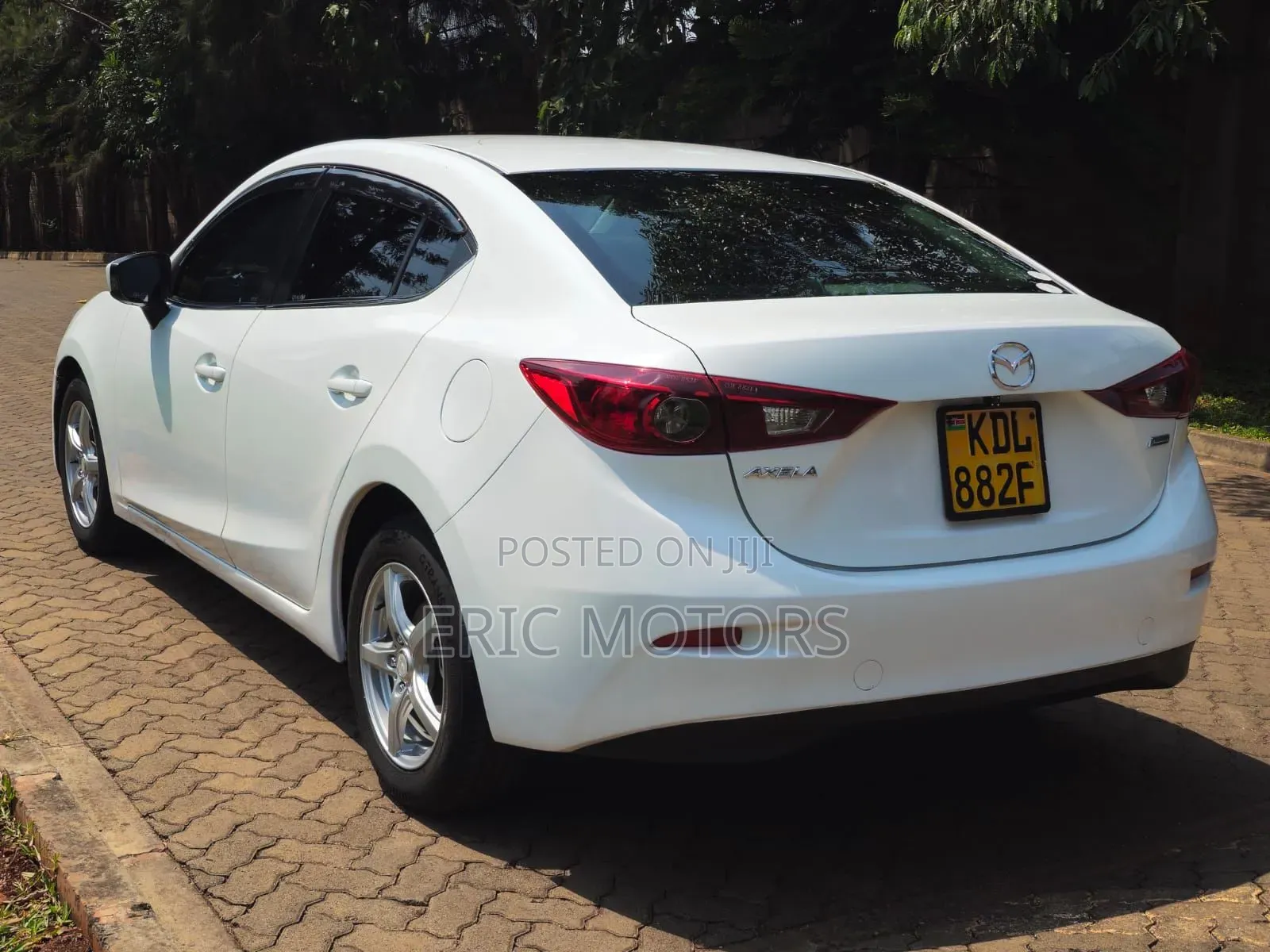 Mazda Axela 2015 White