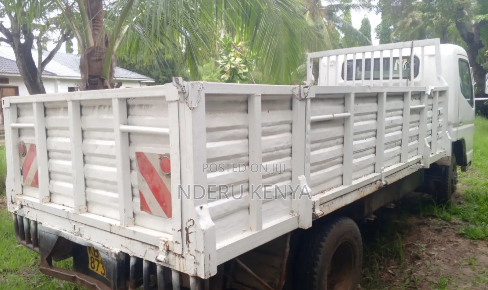 Mitsubishi Canter Fe84 2011 White